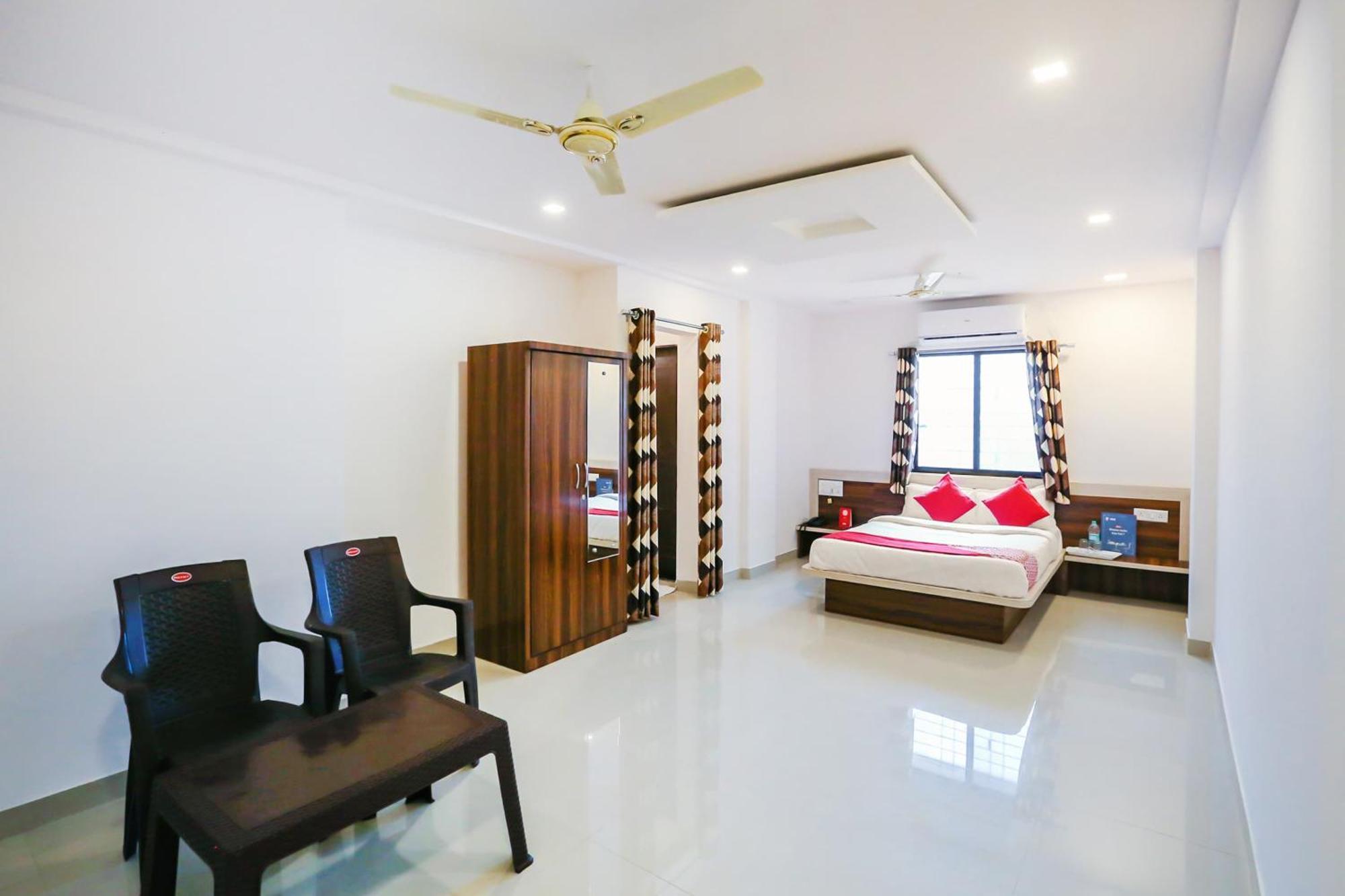 Hotel O Pingara Executive Phursungi Esterno foto