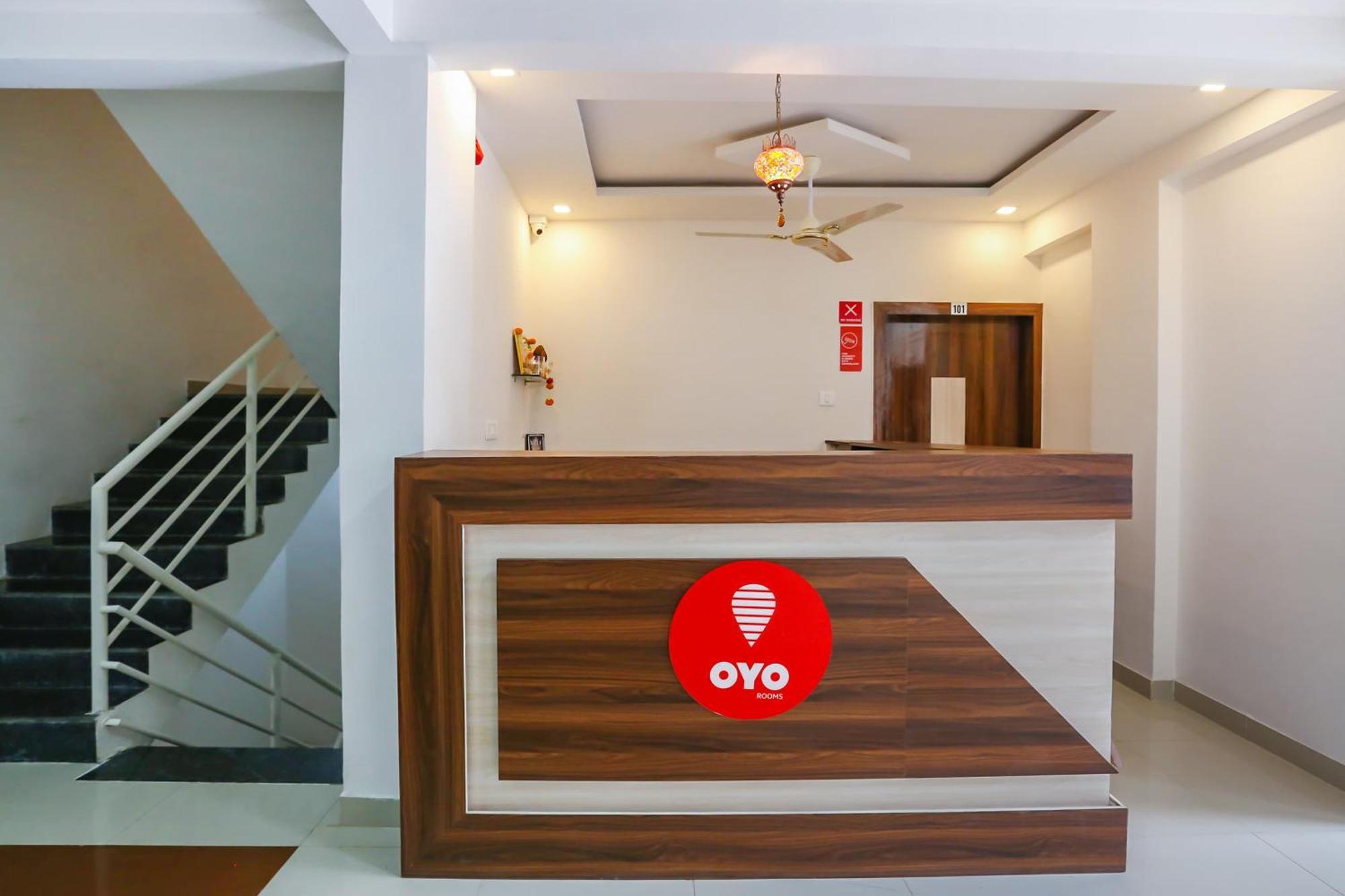 Hotel O Pingara Executive Phursungi Esterno foto