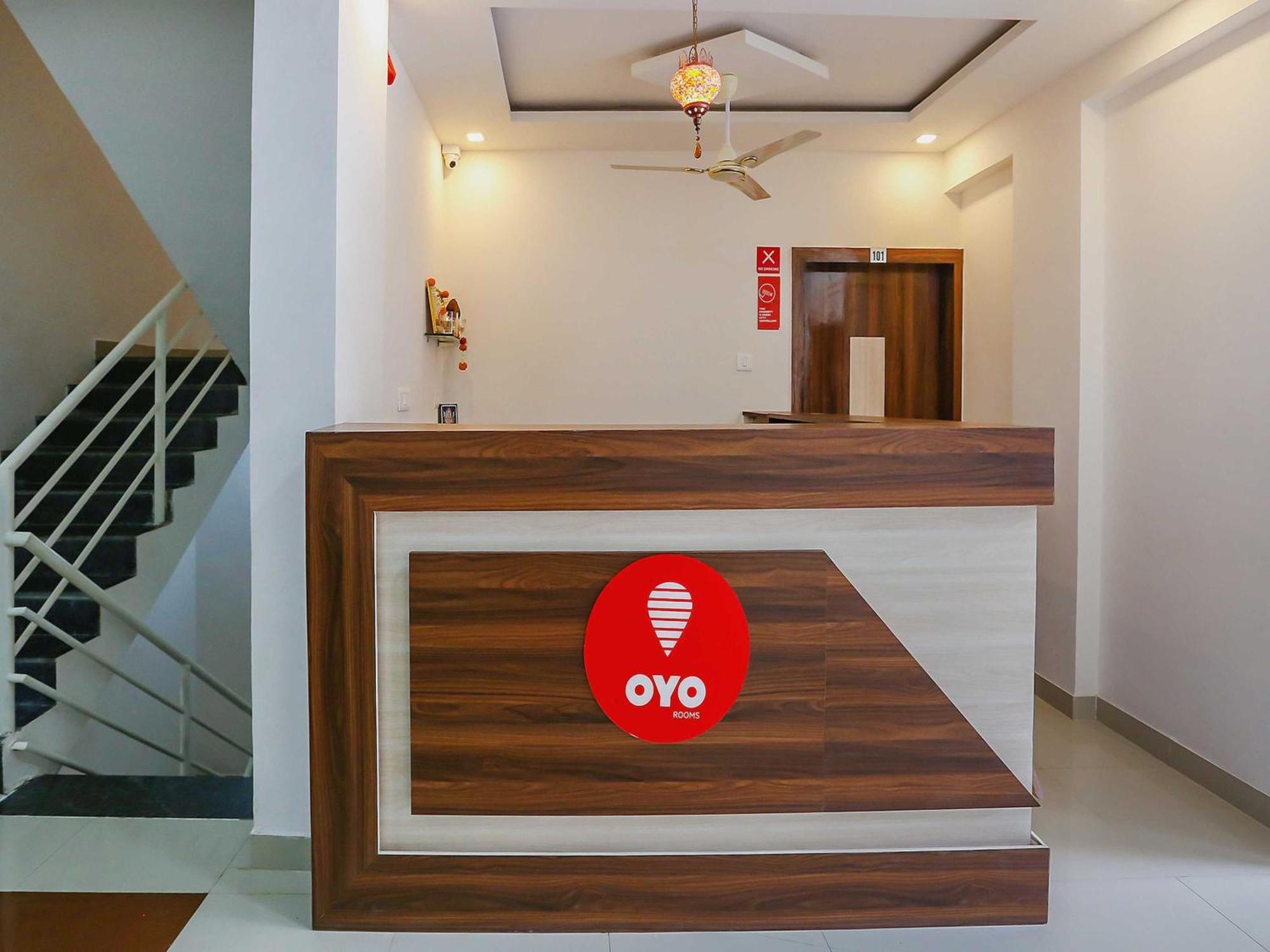 Hotel O Pingara Executive Phursungi Esterno foto